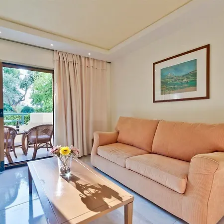 Holidays & منتجع