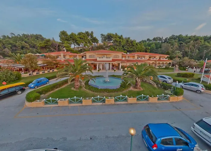 Курортный комплекс Holidays & Посиди