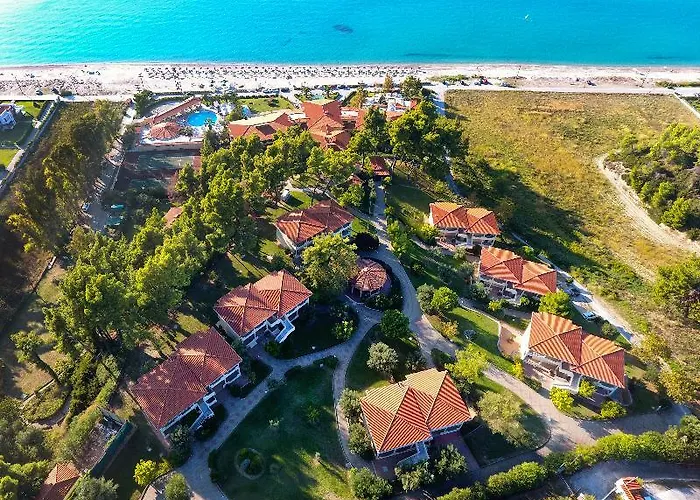 Курортный комплекс Holidays &