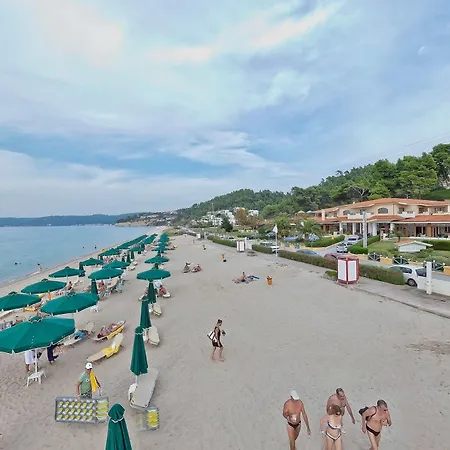 Üdülőközpont Holidays &