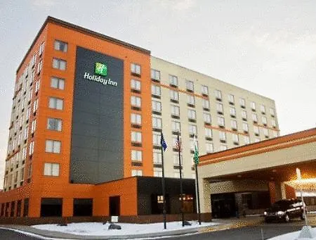 Üdülőközpont Holidays & 4*