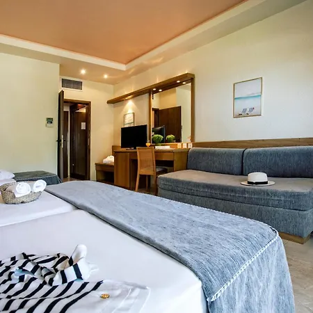 Üdülőközpont Holidays &