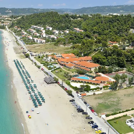 Holidays & Üdülőközpont 4*