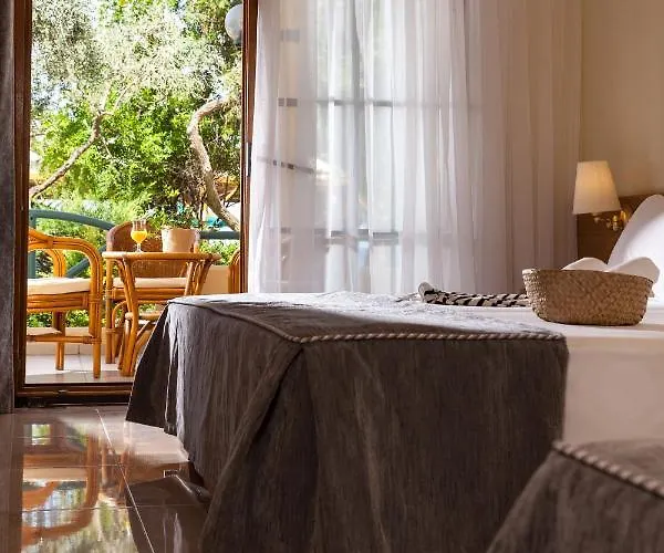 Holidays & 4* Possidi