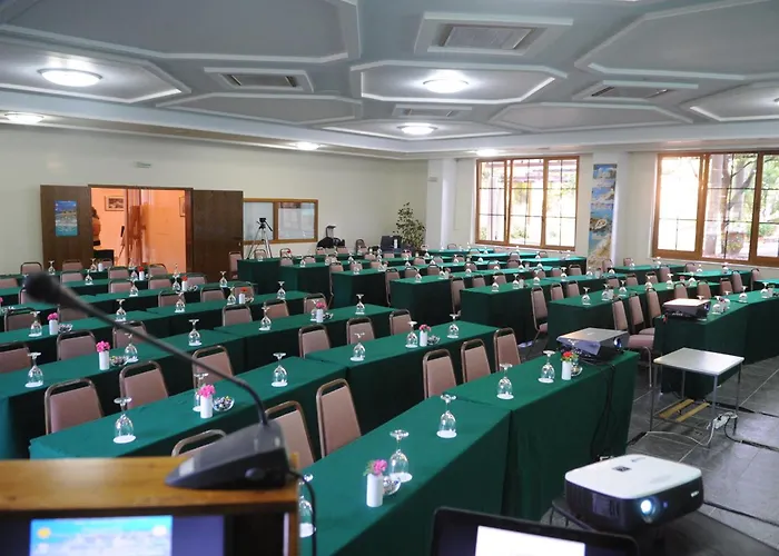 Holidays & 4* ポッシディ