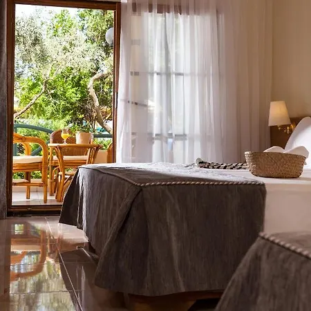 Holidays & 4* Possidi