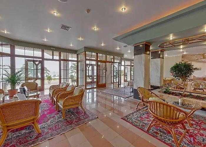 Holidays & Ośrodek wypoczynkowy 4*