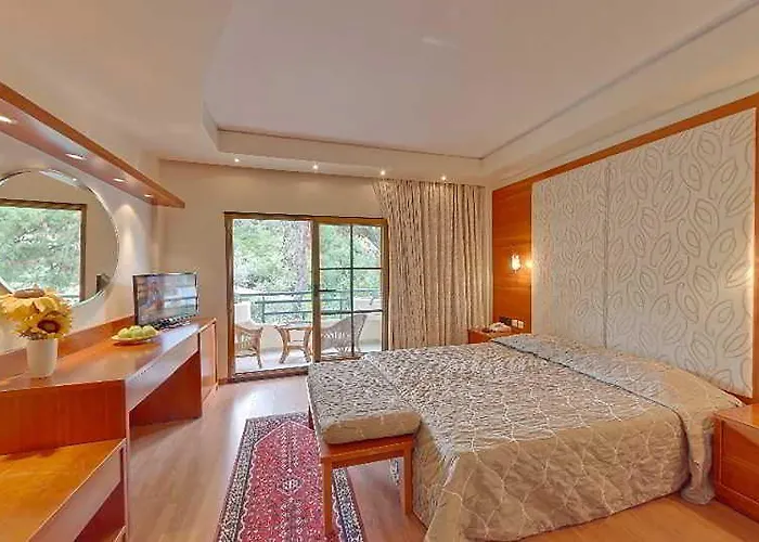 Holidays & 4* Possidi